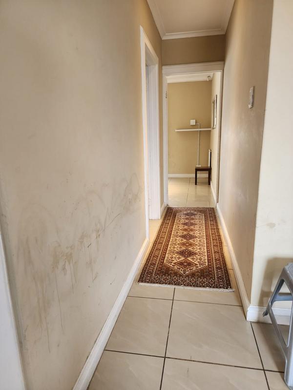 To Let 4 Bedroom Property for Rent in Parsonsvlei Eastern Cape